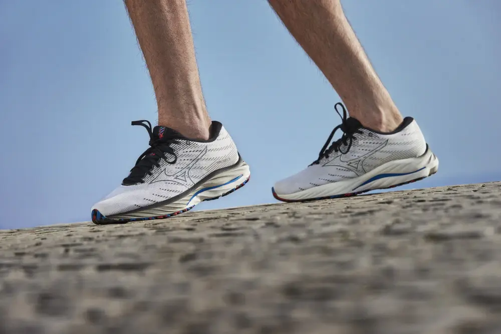 Wave Rider Skul Mizuno presenta Wave Rider 26